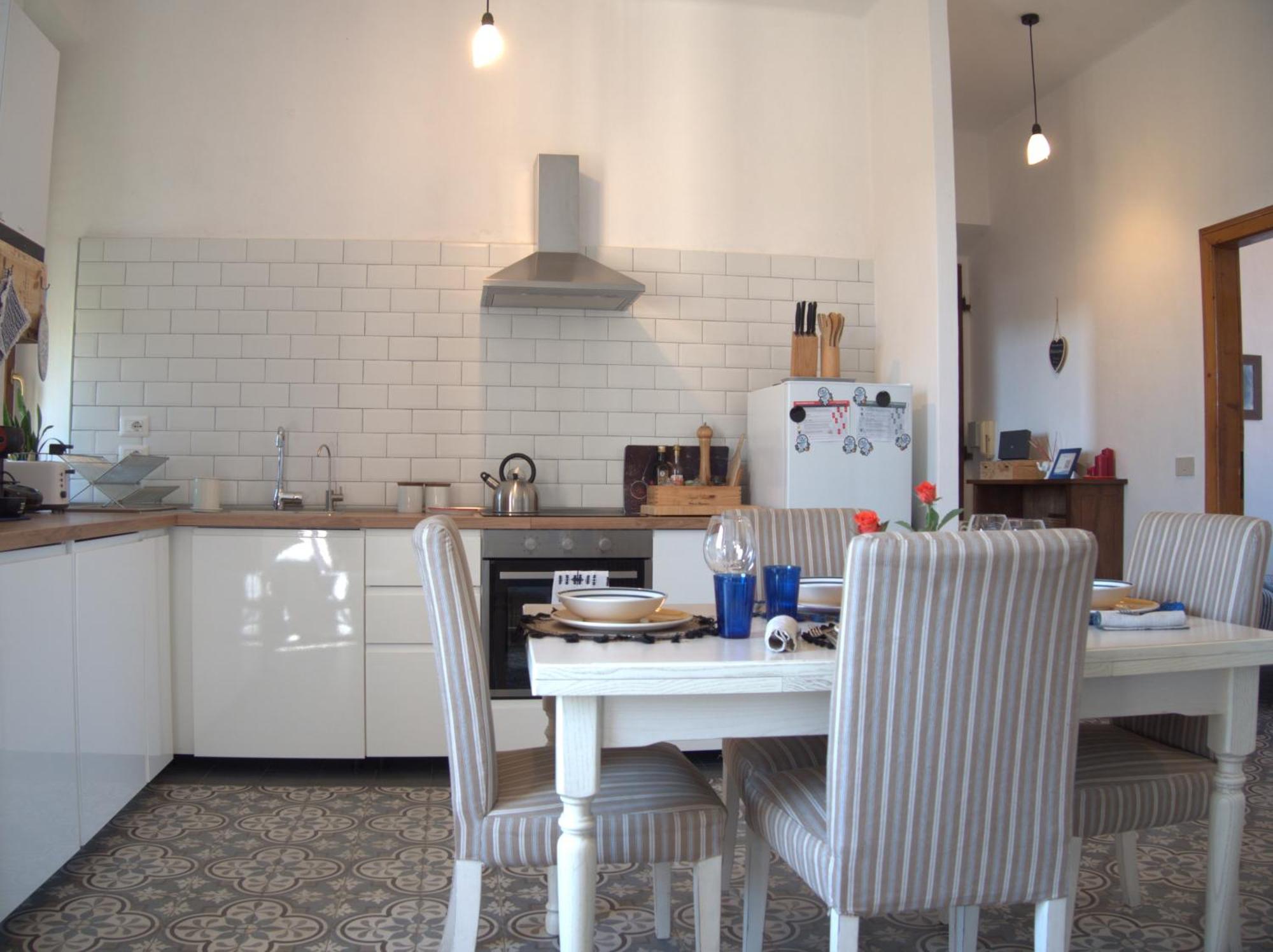 לוקה Appartamento Via Grandi - Free Gated Parking - 5 Minutes From Center מראה חיצוני תמונה